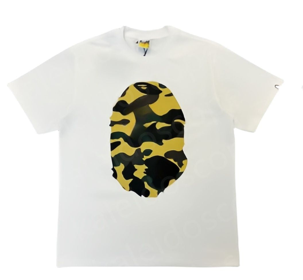 Mens T Shirt Designer Womens Tops Short Sleeves Vintage Graphic Shirt Streetwear 2025 Luxury Designer Fashion Sharks Streets Shorts