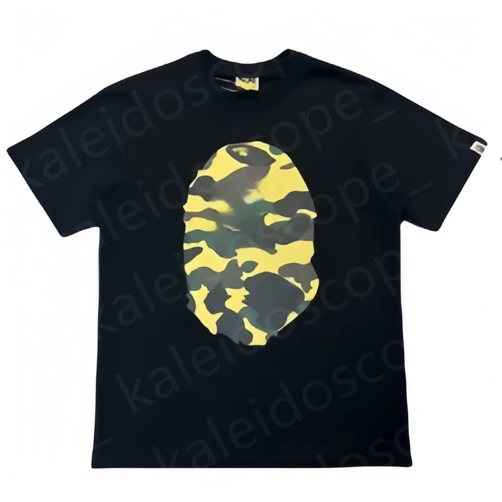 Mens T Shirt Designer Womens Tops Short Sleeves Vintage Graphic Shirt Streetwear 2025 Luxury Designer Fashion Sharks Streets Shorts